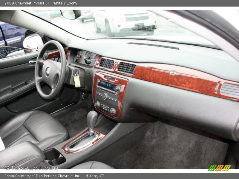 White / Ebony 2009 Chevrolet Impala LT