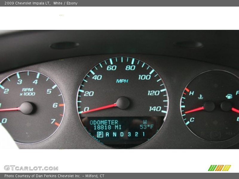 White / Ebony 2009 Chevrolet Impala LT