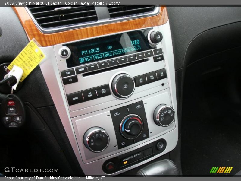 Golden Pewter Metallic / Ebony 2009 Chevrolet Malibu LT Sedan