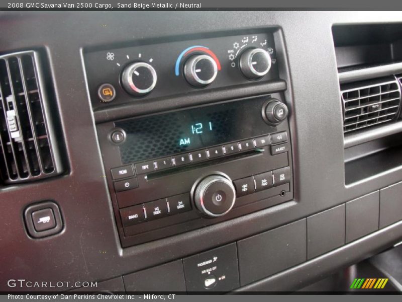Sand Beige Metallic / Neutral 2008 GMC Savana Van 2500 Cargo