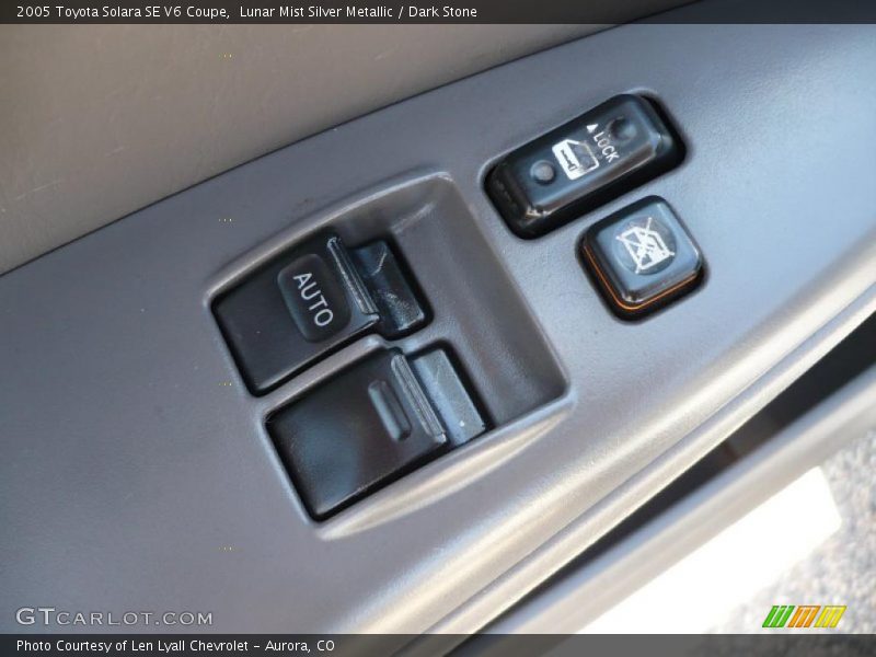 Lunar Mist Silver Metallic / Dark Stone 2005 Toyota Solara SE V6 Coupe