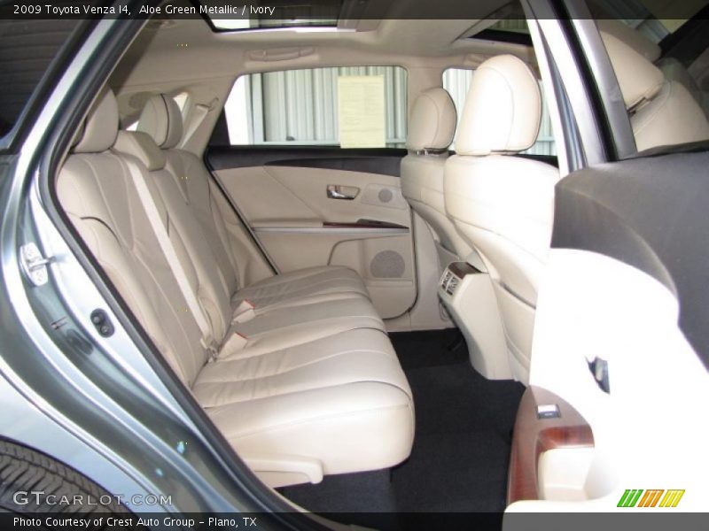 Aloe Green Metallic / Ivory 2009 Toyota Venza I4