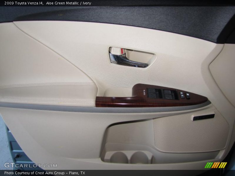 Aloe Green Metallic / Ivory 2009 Toyota Venza I4