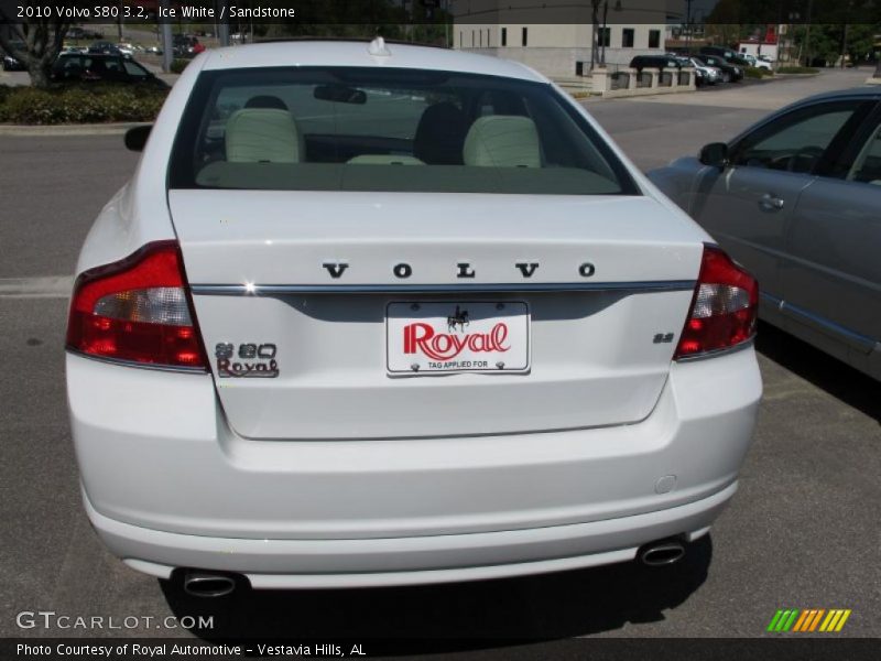 Ice White / Sandstone 2010 Volvo S80 3.2