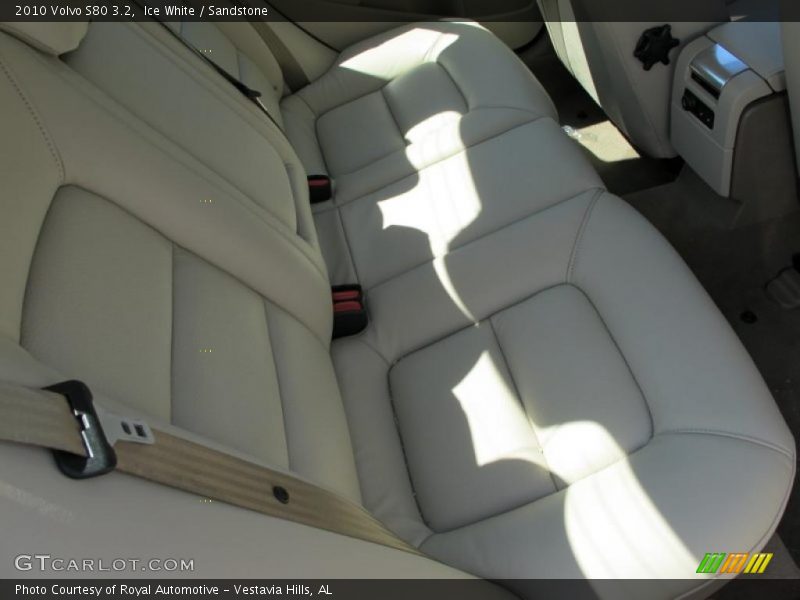 Ice White / Sandstone 2010 Volvo S80 3.2