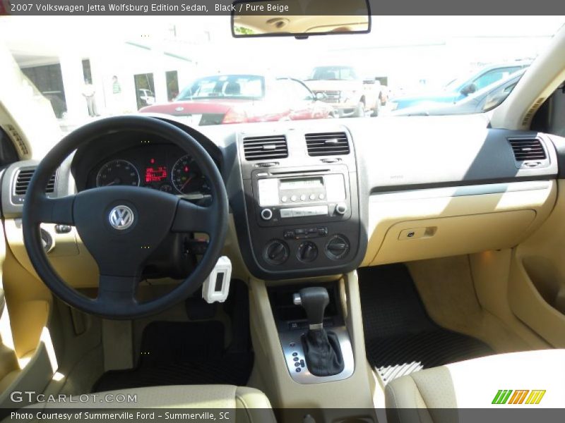 Black / Pure Beige 2007 Volkswagen Jetta Wolfsburg Edition Sedan