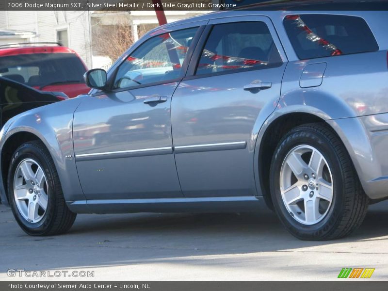 Silver Steel Metallic / Dark Slate Gray/Light Graystone 2006 Dodge Magnum SXT
