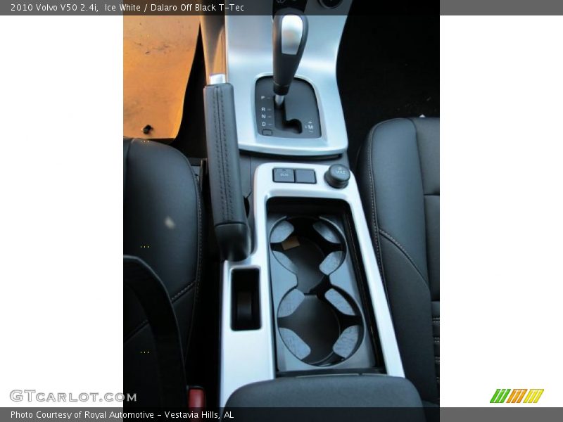 Ice White / Dalaro Off Black T-Tec 2010 Volvo V50 2.4i