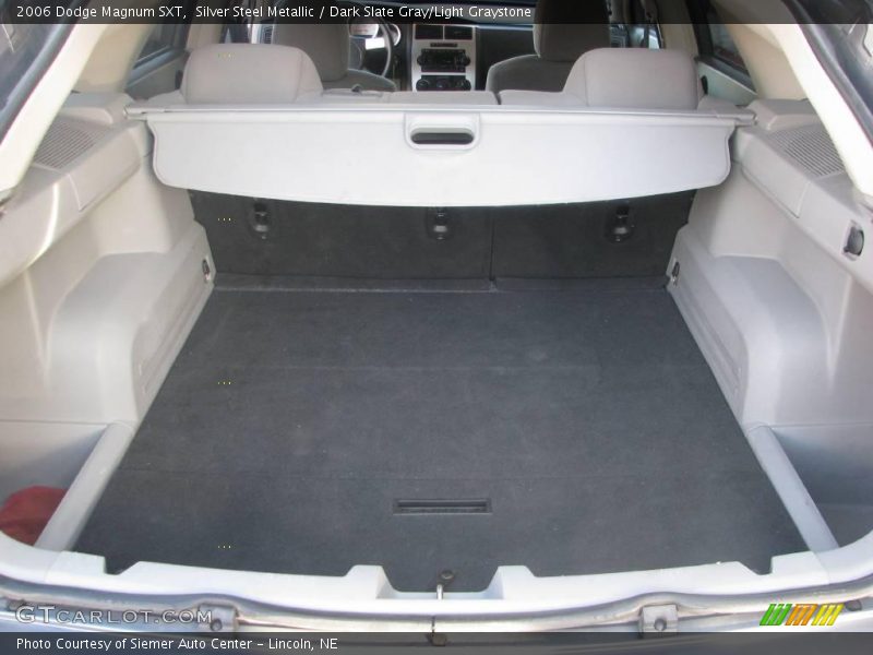 Silver Steel Metallic / Dark Slate Gray/Light Graystone 2006 Dodge Magnum SXT