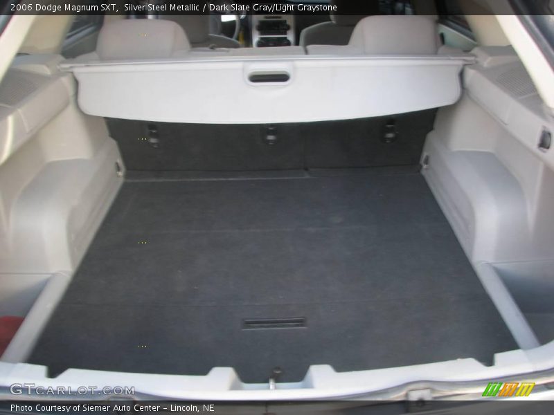 Silver Steel Metallic / Dark Slate Gray/Light Graystone 2006 Dodge Magnum SXT