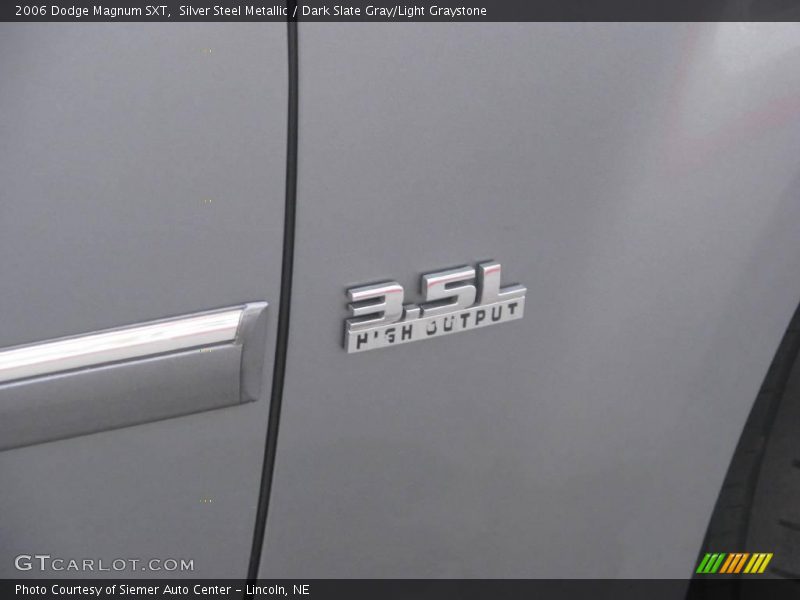 Silver Steel Metallic / Dark Slate Gray/Light Graystone 2006 Dodge Magnum SXT