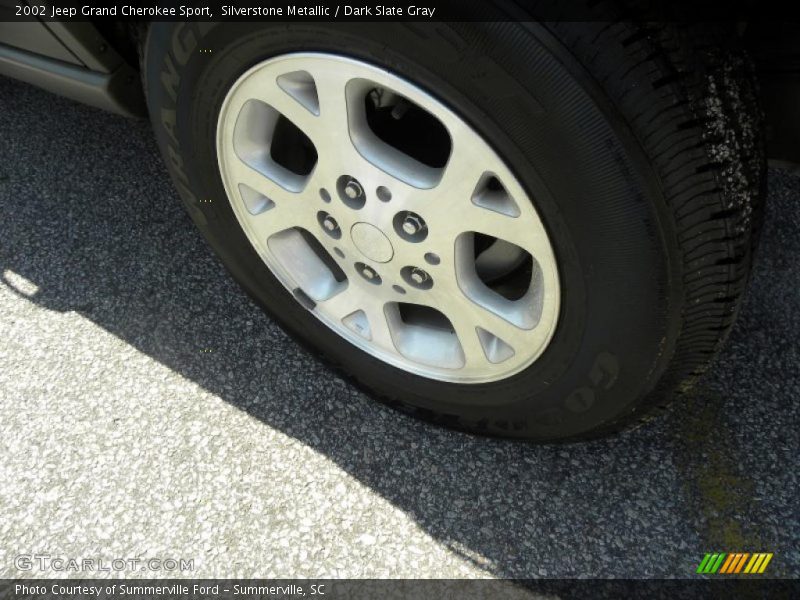 Silverstone Metallic / Dark Slate Gray 2002 Jeep Grand Cherokee Sport