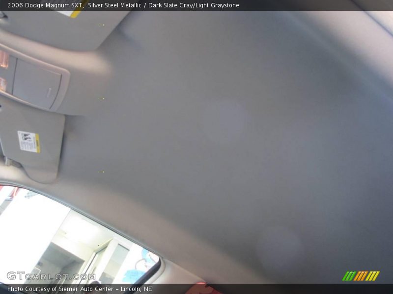 Silver Steel Metallic / Dark Slate Gray/Light Graystone 2006 Dodge Magnum SXT