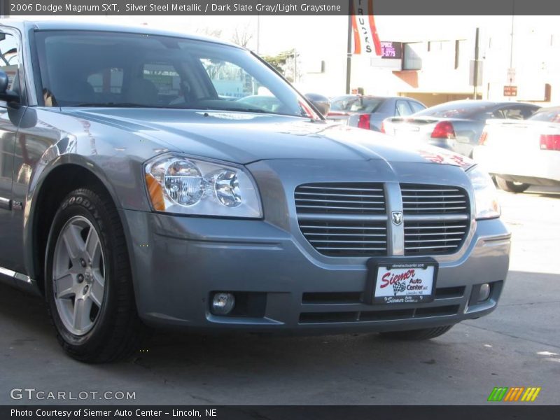 Silver Steel Metallic / Dark Slate Gray/Light Graystone 2006 Dodge Magnum SXT