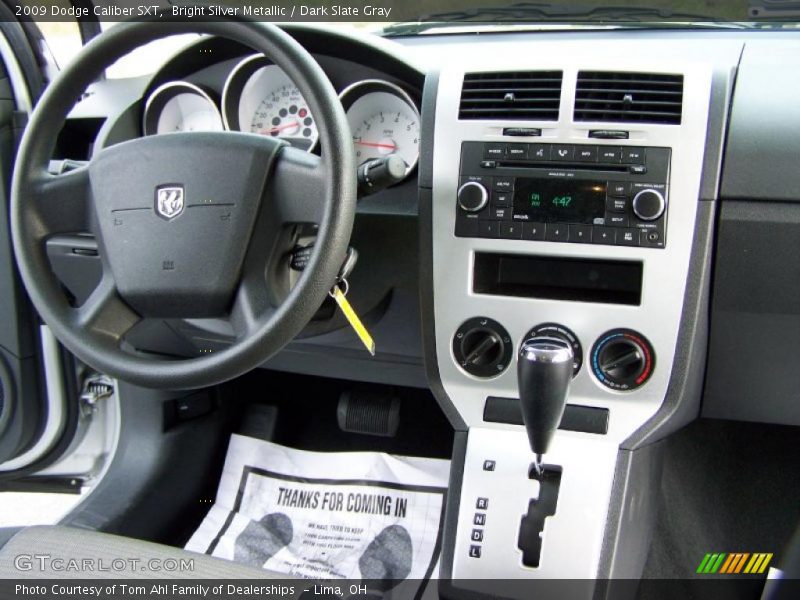 Bright Silver Metallic / Dark Slate Gray 2009 Dodge Caliber SXT