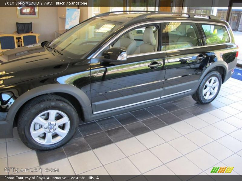 Black / Sandstone 2010 Volvo XC70 3.2 AWD