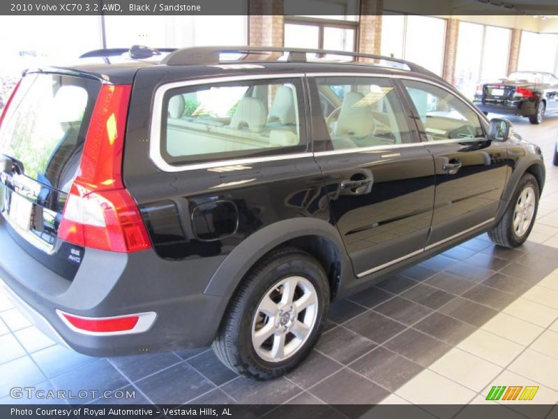Black / Sandstone 2010 Volvo XC70 3.2 AWD