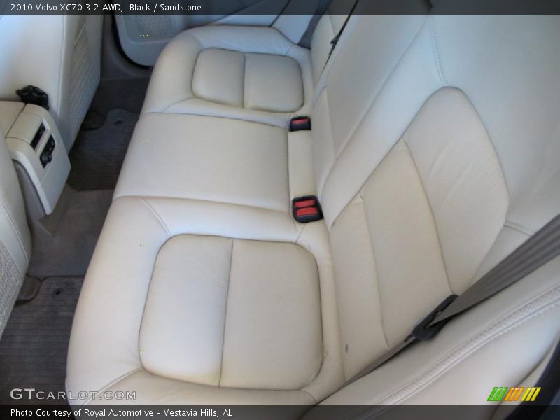 Black / Sandstone 2010 Volvo XC70 3.2 AWD