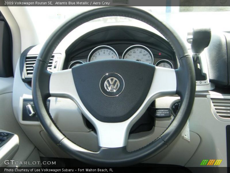 Atlantis Blue Metallic / Aero Grey 2009 Volkswagen Routan SE