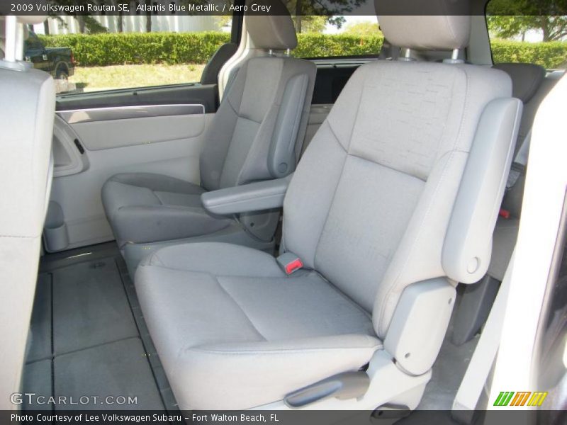 Atlantis Blue Metallic / Aero Grey 2009 Volkswagen Routan SE