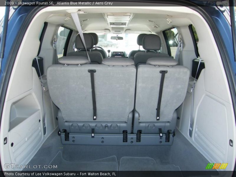 Atlantis Blue Metallic / Aero Grey 2009 Volkswagen Routan SE