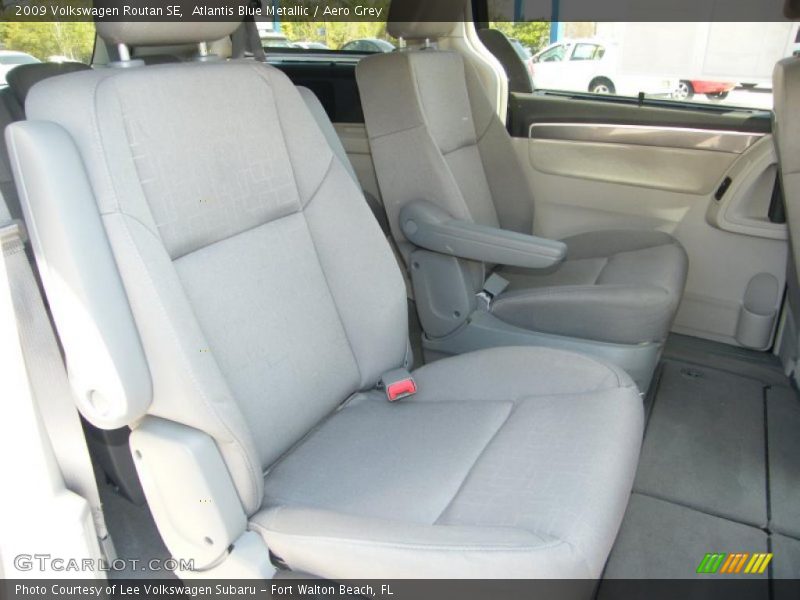 Atlantis Blue Metallic / Aero Grey 2009 Volkswagen Routan SE