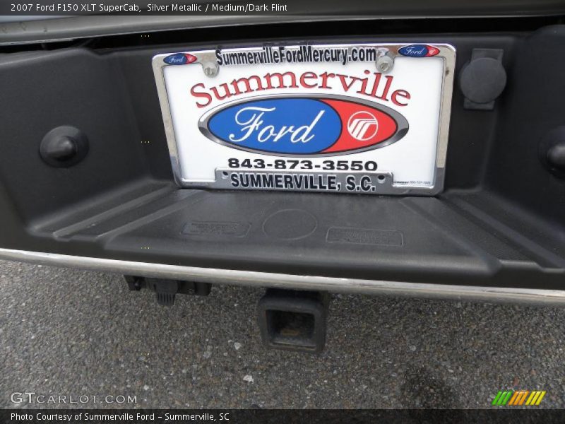 Silver Metallic / Medium/Dark Flint 2007 Ford F150 XLT SuperCab