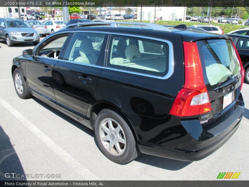Ice White / Sandstone Beige 2010 Volvo V70 3.2