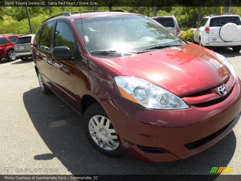 Salsa Red Pearl / Stone Gray 2006 Toyota Sienna LE
