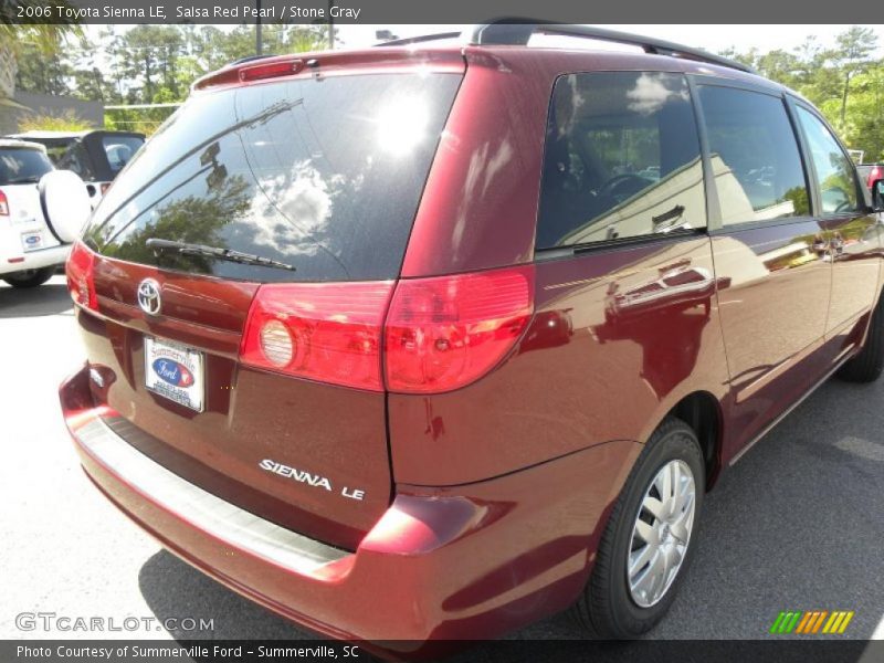 Salsa Red Pearl / Stone Gray 2006 Toyota Sienna LE