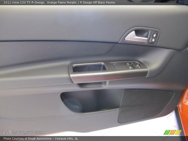 Orange Flame Metallic / R Design Off Black Flextec 2011 Volvo C30 T5 R-Design