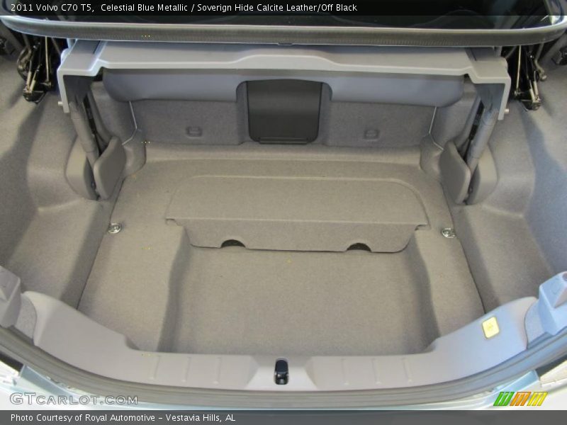 Celestial Blue Metallic / Soverign Hide Calcite Leather/Off Black 2011 Volvo C70 T5
