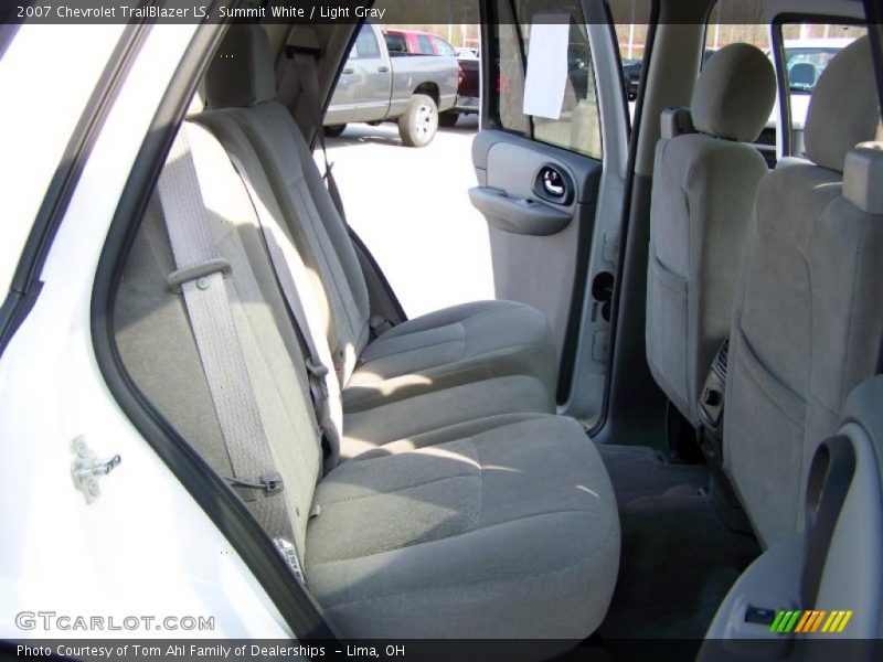 Summit White / Light Gray 2007 Chevrolet TrailBlazer LS