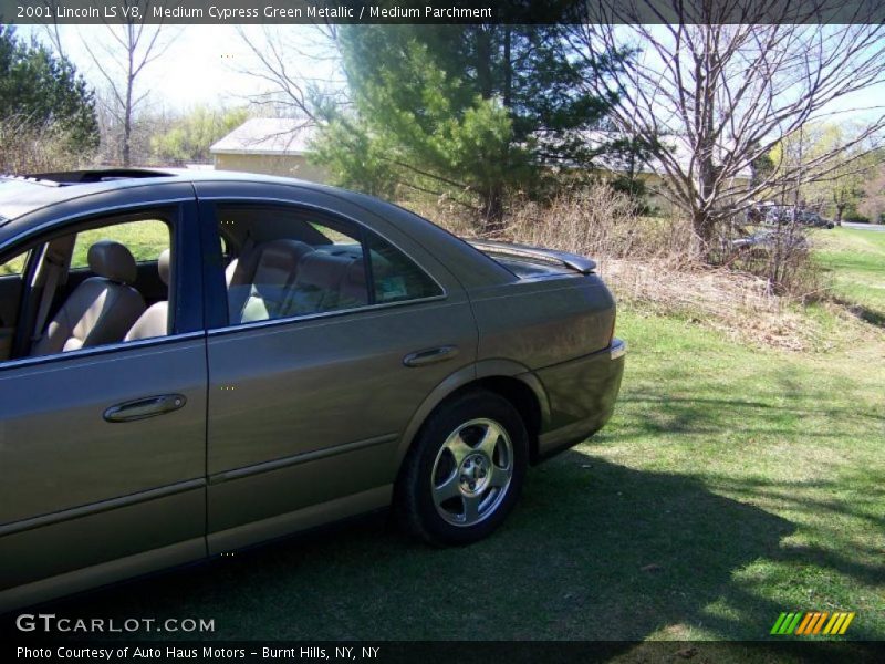 Medium Cypress Green Metallic / Medium Parchment 2001 Lincoln LS V8