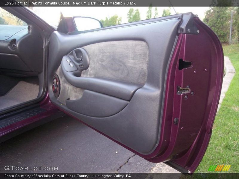 Medium Dark Purple Metallic / Black 1995 Pontiac Firebird Formula Coupe
