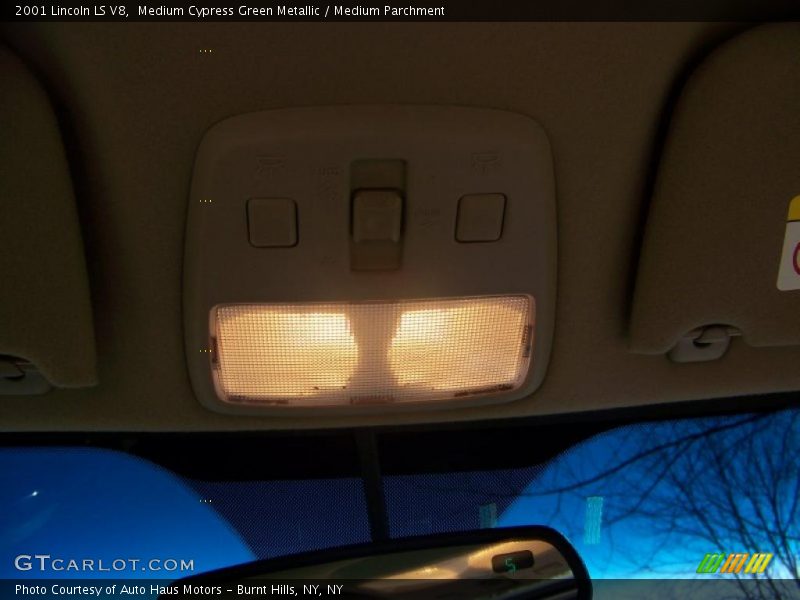 Medium Cypress Green Metallic / Medium Parchment 2001 Lincoln LS V8