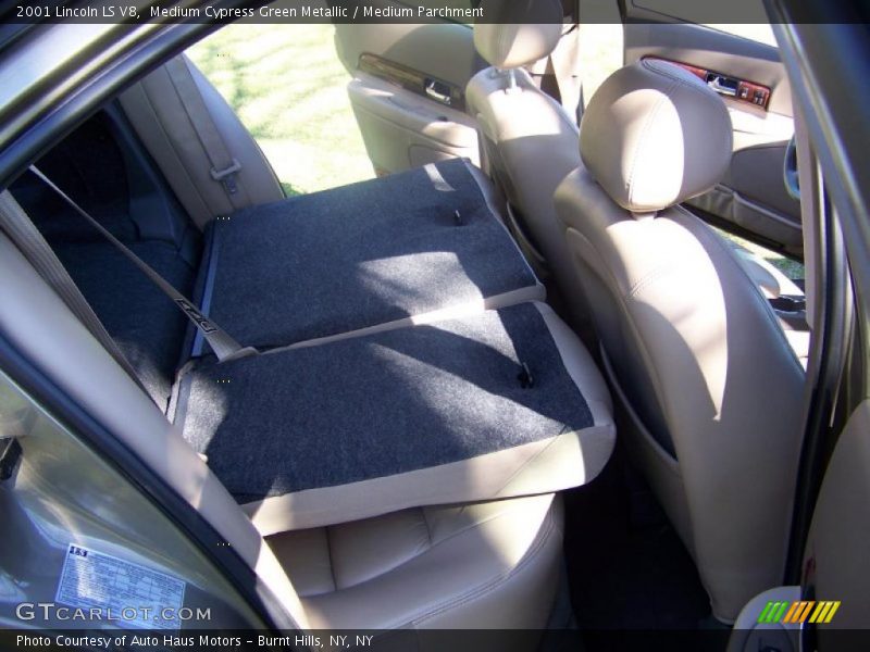 Medium Cypress Green Metallic / Medium Parchment 2001 Lincoln LS V8