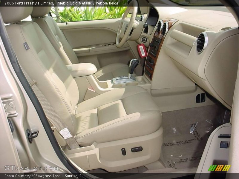 Pueblo Gold Metallic / Pebble Beige 2006 Ford Freestyle Limited