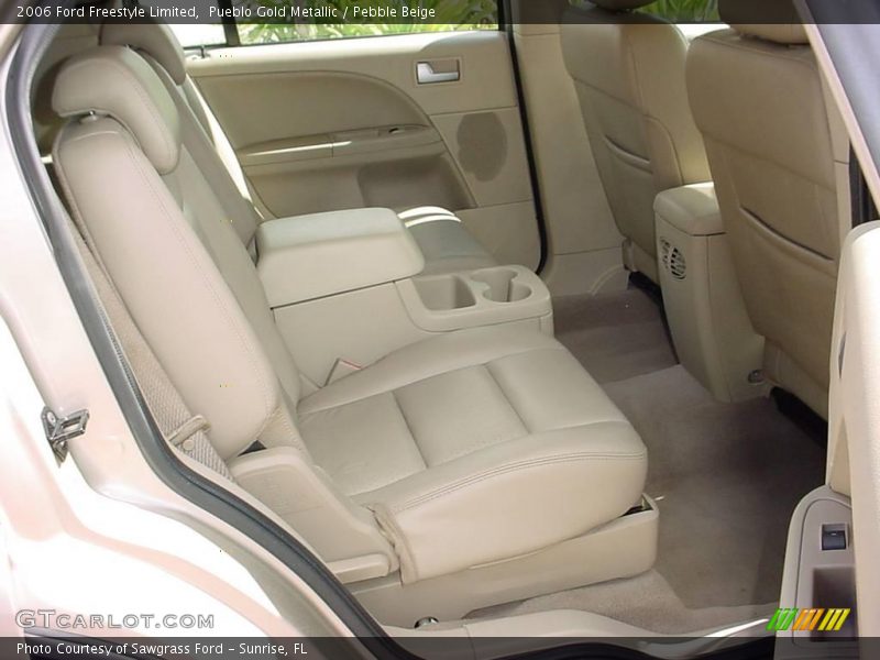 Pueblo Gold Metallic / Pebble Beige 2006 Ford Freestyle Limited