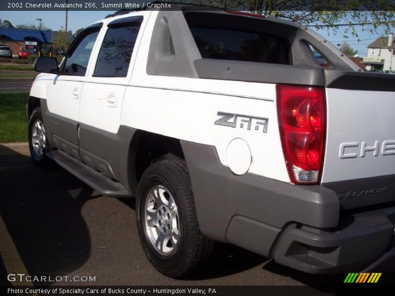 Summit White / Graphite 2002 Chevrolet Avalanche Z66