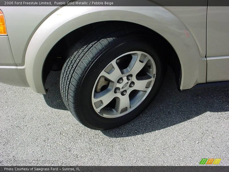 Pueblo Gold Metallic / Pebble Beige 2006 Ford Freestyle Limited