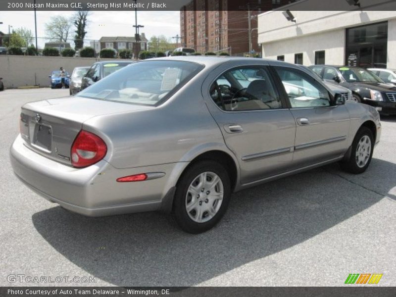 Sterling Mist Metallic / Black 2000 Nissan Maxima GLE