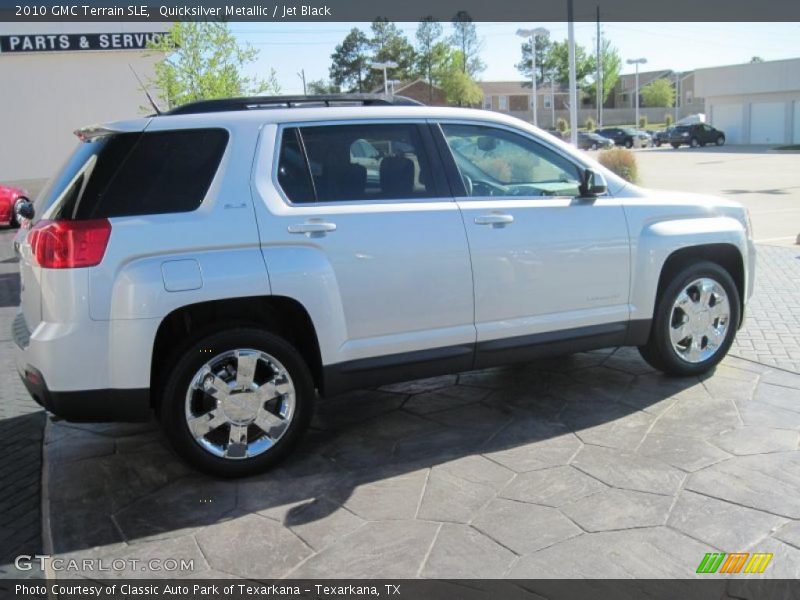 Quicksilver Metallic / Jet Black 2010 GMC Terrain SLE