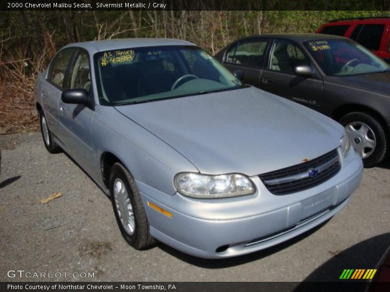 Silvermist Metallic / Gray 2000 Chevrolet Malibu Sedan