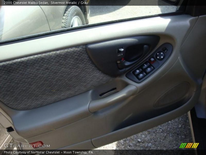 Silvermist Metallic / Gray 2000 Chevrolet Malibu Sedan