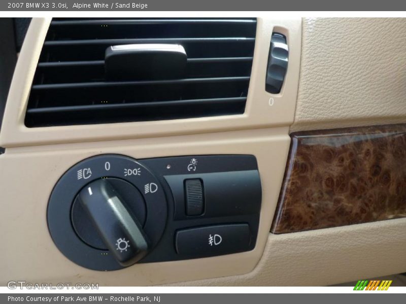 Alpine White / Sand Beige 2007 BMW X3 3.0si