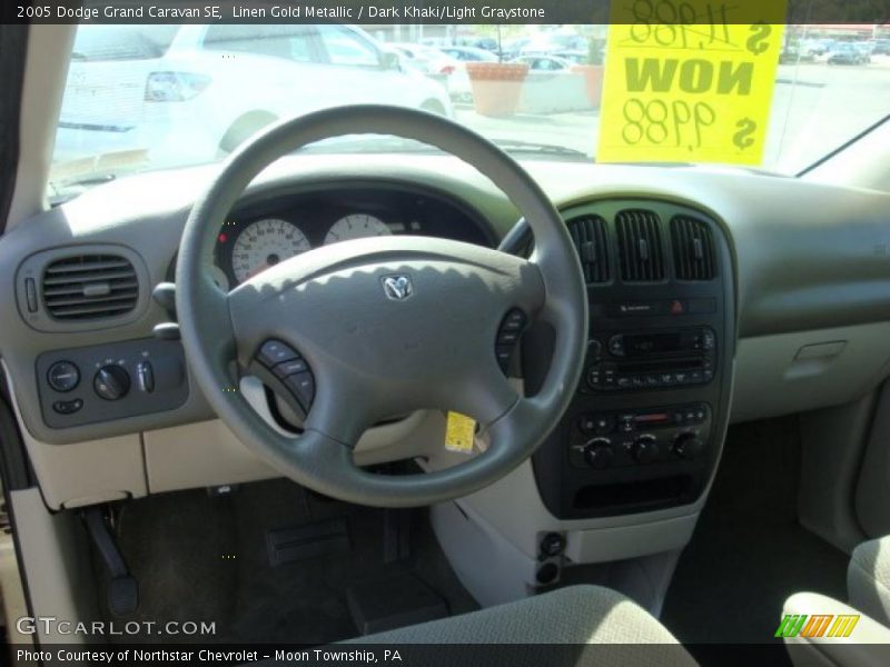 Linen Gold Metallic / Dark Khaki/Light Graystone 2005 Dodge Grand Caravan SE