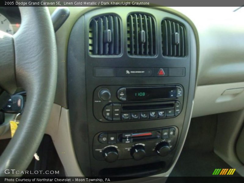 Linen Gold Metallic / Dark Khaki/Light Graystone 2005 Dodge Grand Caravan SE