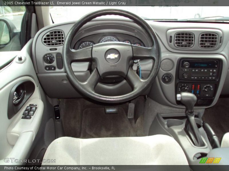 Emerald Jewel Green Metallic / Light Gray 2005 Chevrolet TrailBlazer LS