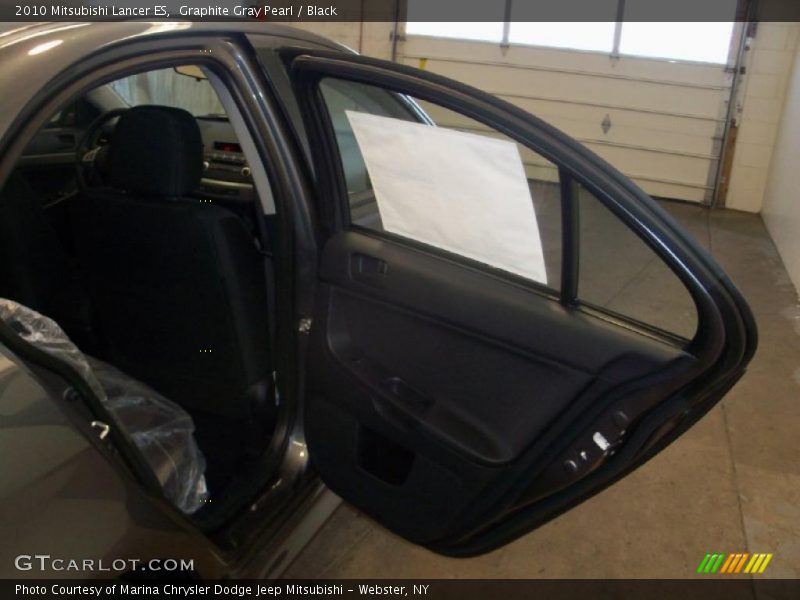 Graphite Gray Pearl / Black 2010 Mitsubishi Lancer ES